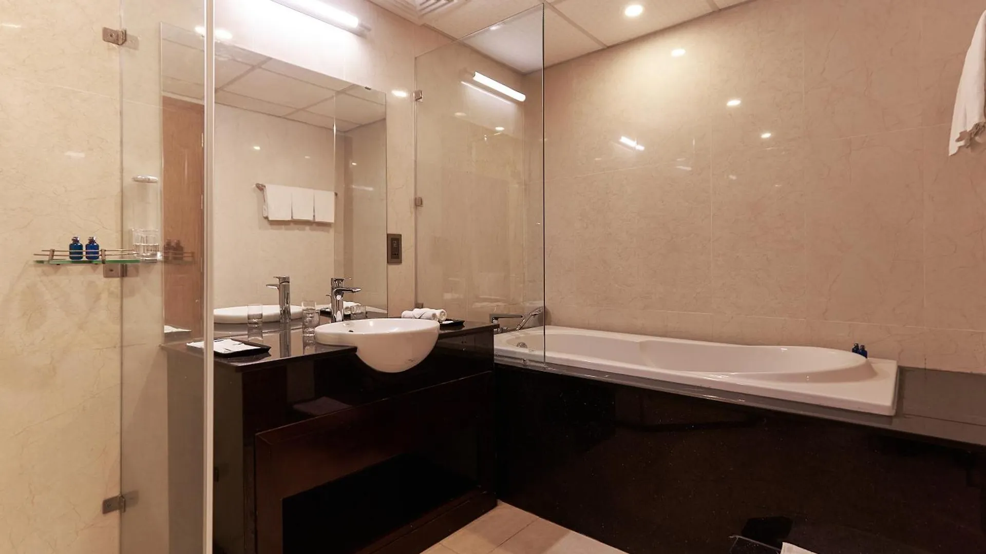Mercury Apartment Danang 3*, Da Nang