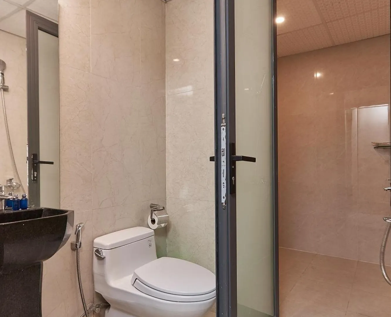 Mercury Apartment Danang 3*, Da Nang Vietnam